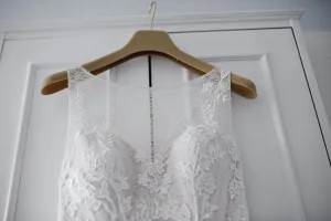 How to Choose a Lace Wedding Dress - lace wedding dress